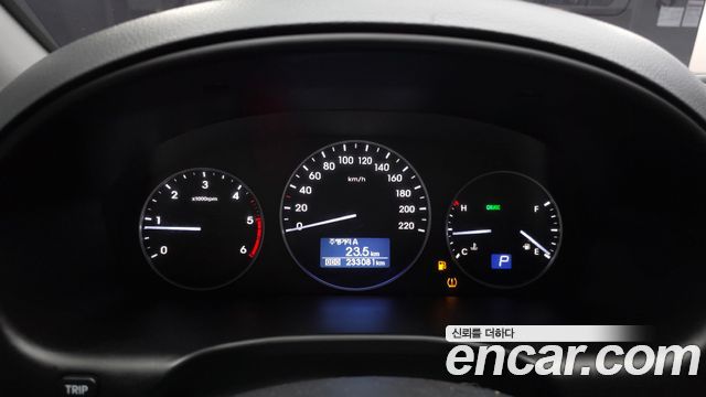 Hyundai Starex 2019 — photo 8