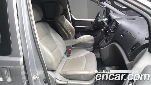 Hyundai Starex 2019 — photo 11