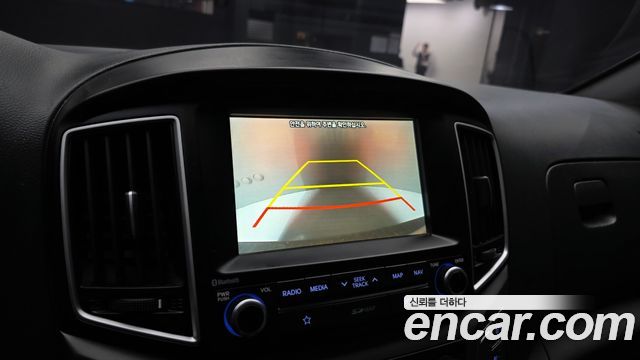 Hyundai Starex 2019 — photo 15