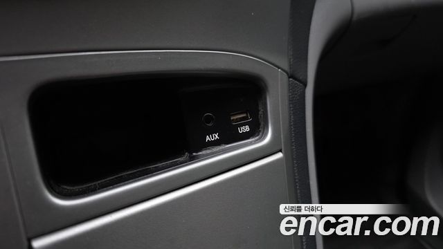 Hyundai Starex 2019 — photo 17