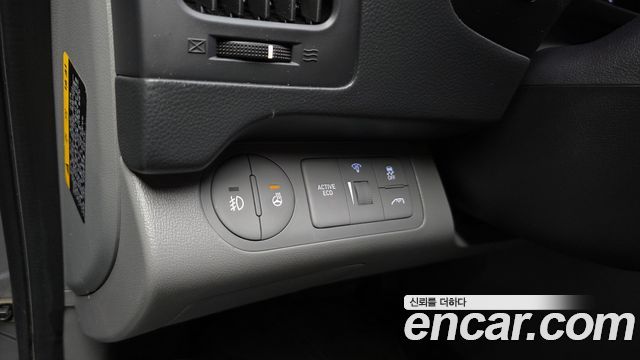 Hyundai Starex 2019 — photo 18