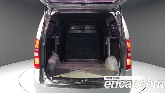 Hyundai Starex 2019 — photo 20