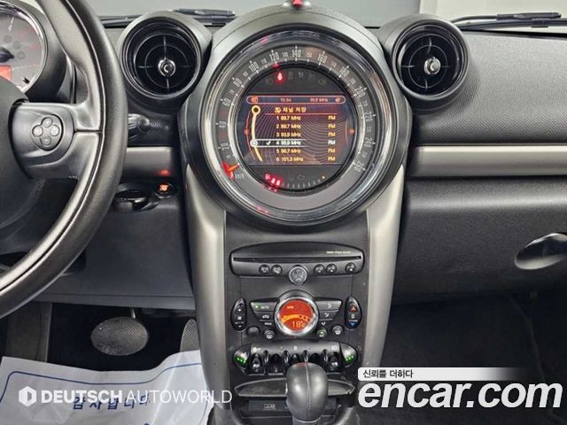 Mini Countryman 2016 — photo 14