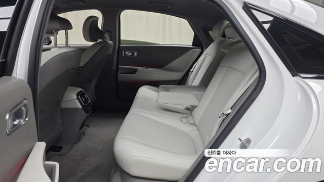 Hyundai Ioniq6 2023 — photo 18