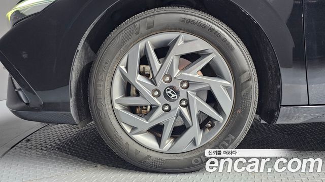 Hyundai AVANTE 2024 — photo 5