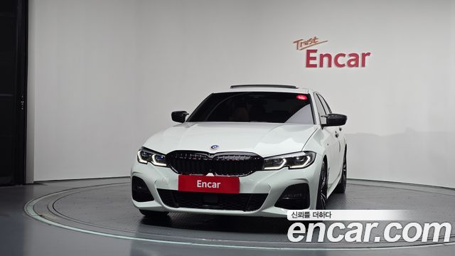 BMW 3-Series 2019 — photo 3