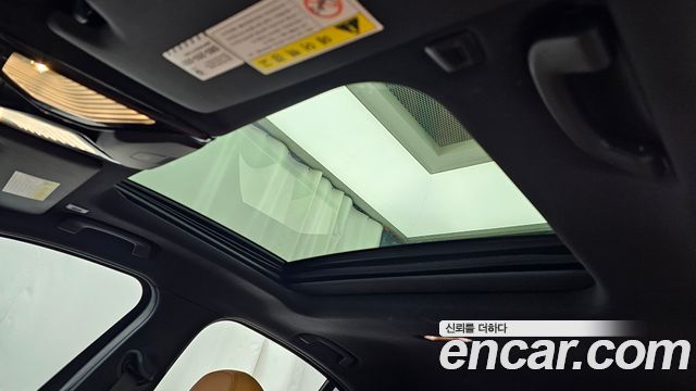 BMW 3-Series 2019 — photo 17