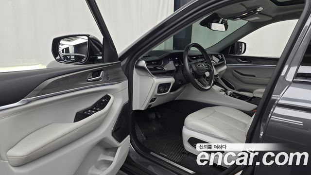 Jeep Cherokee 2022 — photo 13