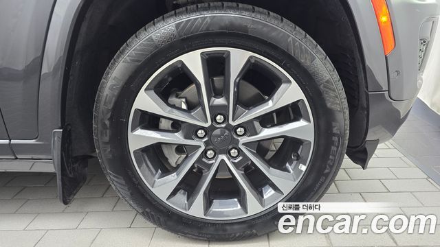 Jeep Cherokee 2022 — photo 7