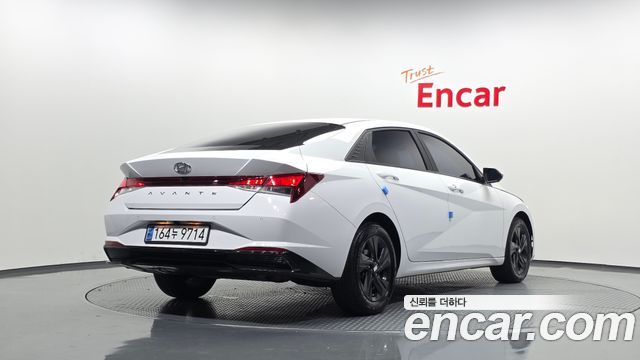 Hyundai AVANTE 2023 — photo 2
