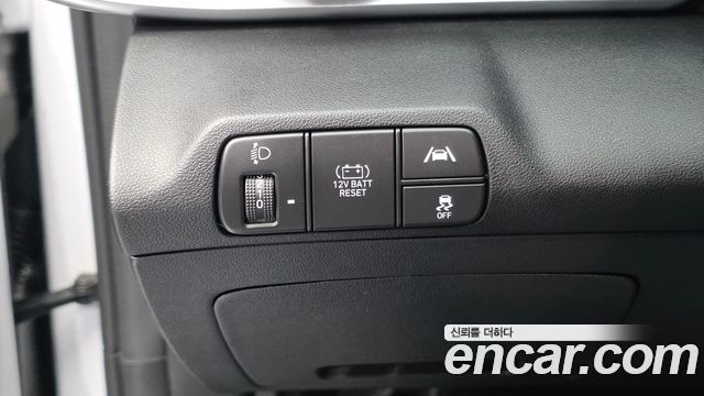 Hyundai AVANTE 2023 — photo 26