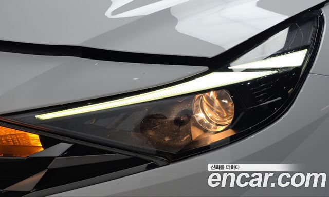 Hyundai AVANTE 2023 — photo 8