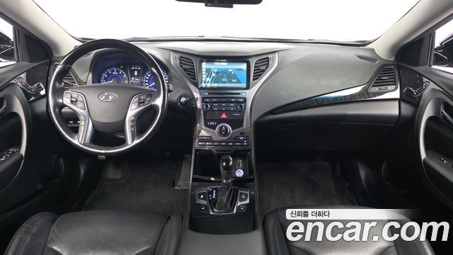 Hyundai Grandeur 2015 — photo 10