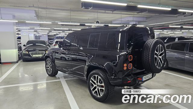 Land Rover Defender 2026 — photo 2