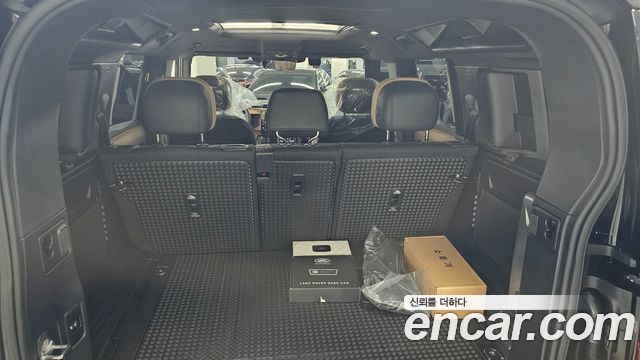 Land Rover Defender 2026 — photo 15