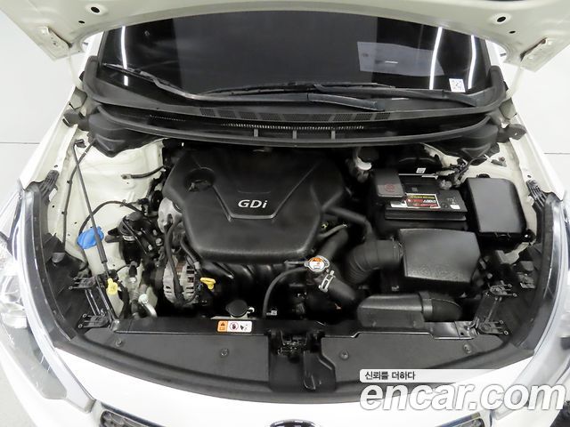 Kia K3 2015 — photo 19