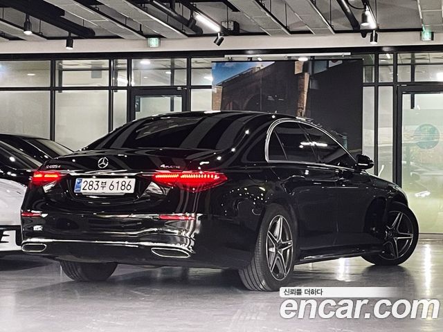 Mercedes-Benz S-Class 2022 — photo 4