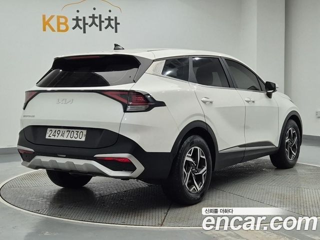 Kia Sportage 2022 — photo 3