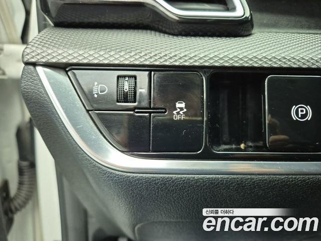 Kia Sportage 2022 — photo 16