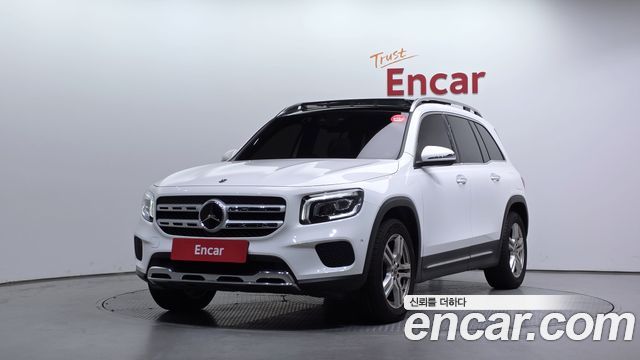 Mercedes-Benz GLB-Class 2022 — photo 1