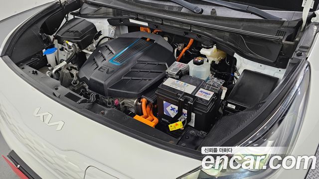 Kia Niro 2023 — photo 6