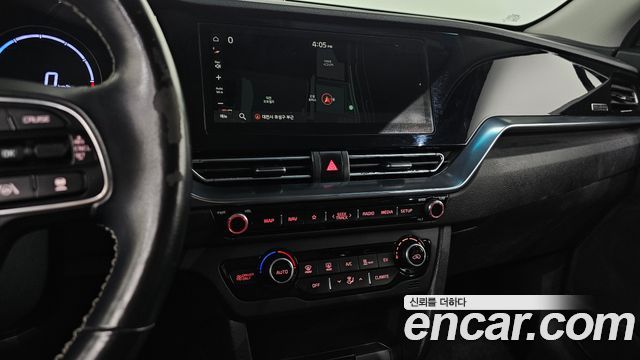Kia Niro 2023 — photo 18