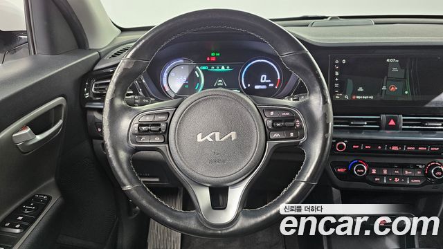Kia Niro 2023 — photo 19