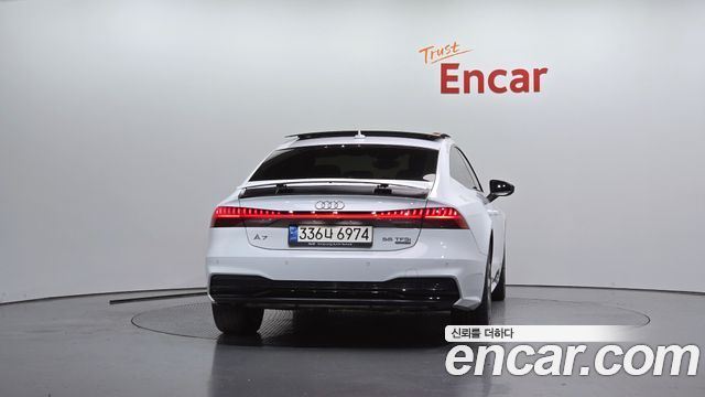 Audi A7 2022 — photo 4