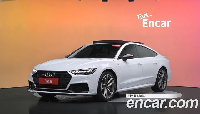 Audi A7 2022 — photo 1