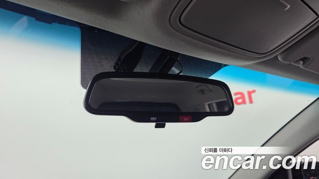 Kia Niro 2023 — photo 24
