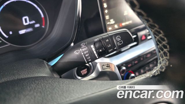Kia Niro 2023 — photo 26
