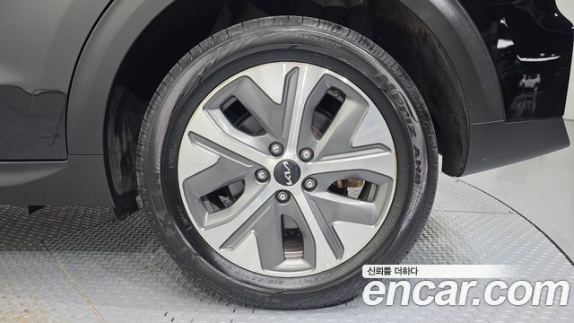 Kia Niro 2023 — photo 7