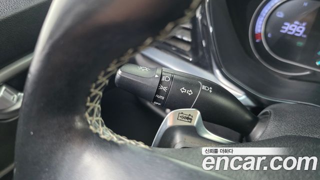 Kia Niro 2023 — photo 30