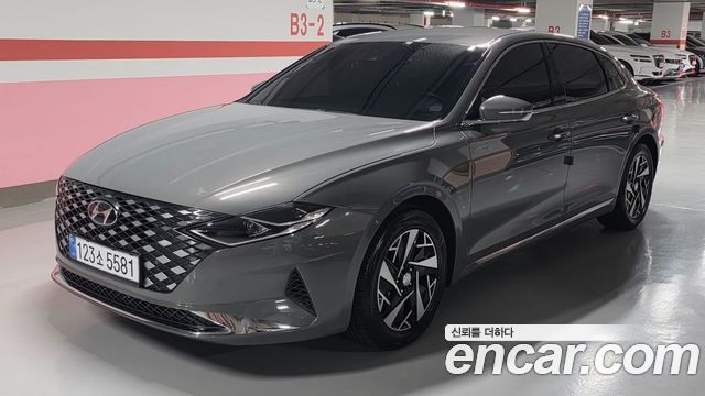 Hyundai Grandeur 2023 — photo 1