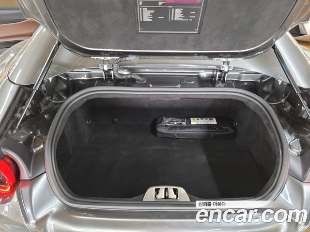 Ferrari 812 2022 — photo 18