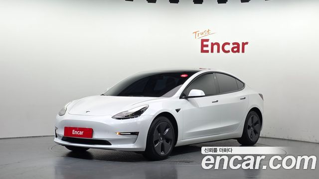 Tesla Model 3 2022 — photo 1