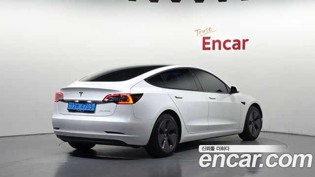 Tesla Model 3 2022 — photo 2