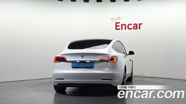 Tesla Model 3 2022 — photo 4