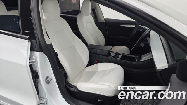 Tesla Model 3 2022 — photo 12