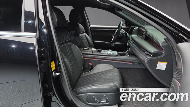 Genesis G90 2023 — photo 11