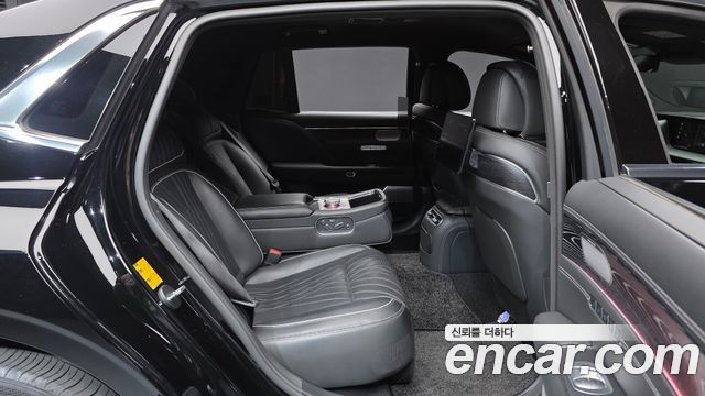 Genesis G90 2023 — photo 12