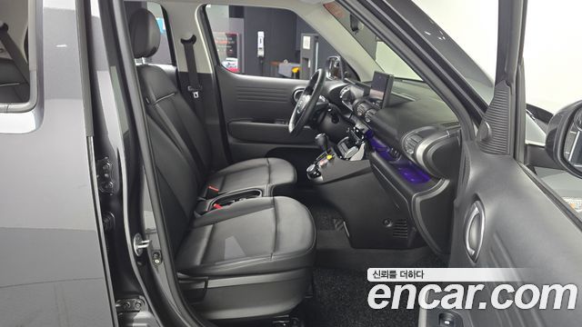 Hyundai Casper 2024 — photo 16