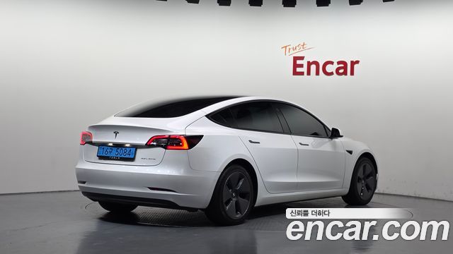 Tesla Model 3 2022 — photo 2