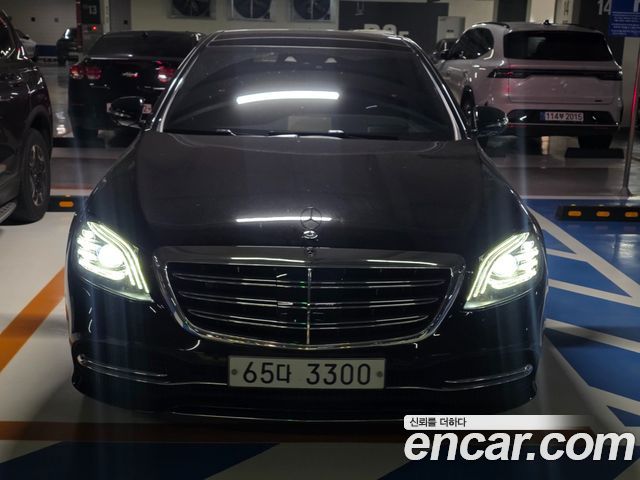 Mercedes-Benz S-Class 2019 — photo 1