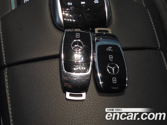 Mercedes-Benz S-Class 2019 — photo 10