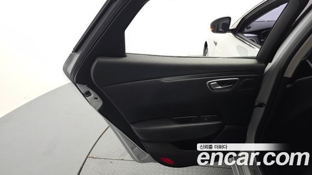 Renault Korea SM6 2017 — photo 15