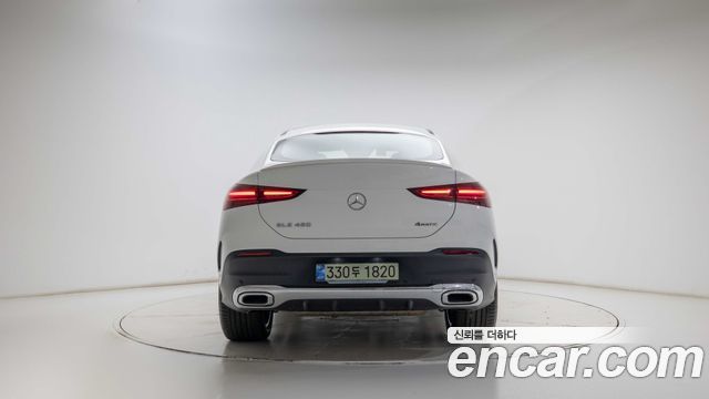 Mercedes-Benz GLE-Class 2025 — photo 4