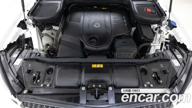 Mercedes-Benz GLE-Class 2025 — photo 6