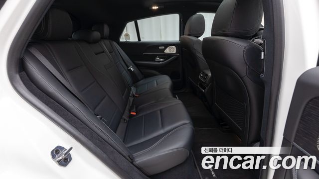 Mercedes-Benz GLE-Class 2025 — photo 10