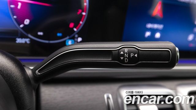 Mercedes-Benz GLE-Class 2025 — photo 19